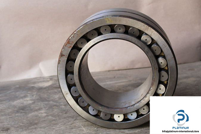 rollway-24148-w33c3-spherical-roller-bearing-1