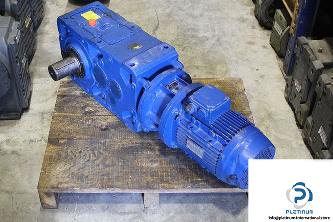 rossi-mr-c2i-140-uo2a-bevel-helical-gear-motor-1