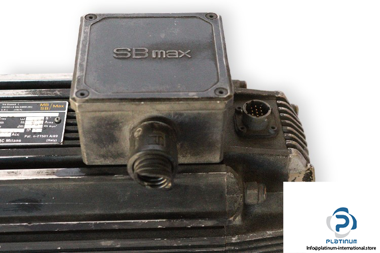 s.b.c-MB1452022-servo-motor-(used)-1