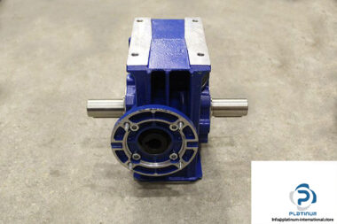 s.t.m.-SM-45-skew-bevel-helical-gearbox