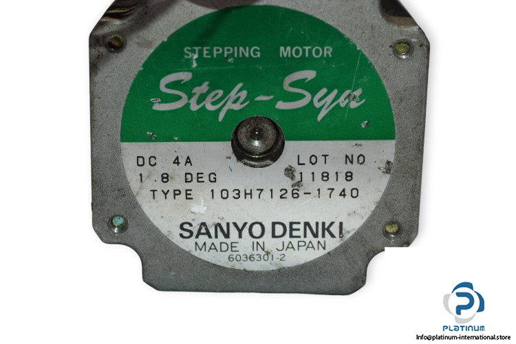 sanyo-denki-103H7126-1740-stepping-motor-used-1