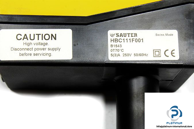sauter-hbc111f001-duct-mounted-humidistat-1