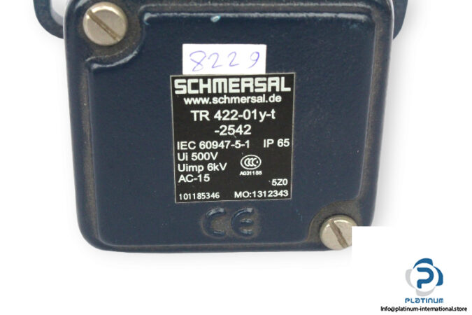 schmersal-TR-422-01Y-T-2542-limit-switch-used-3