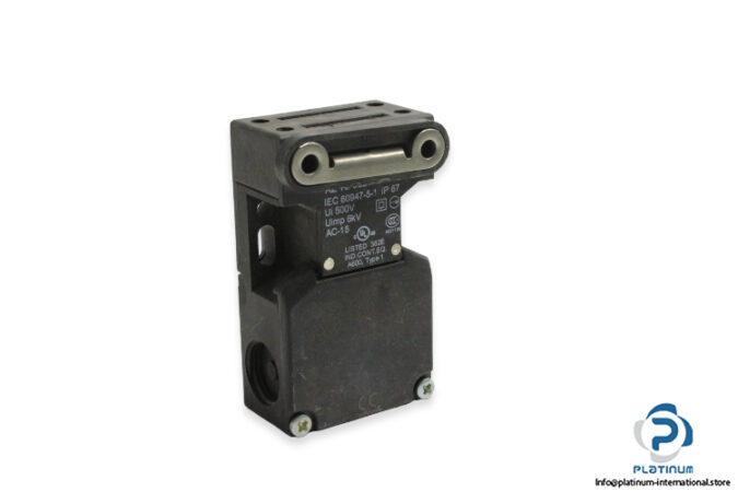 Schmersal-AZ-16-02ZVRK-M20-safety-switch