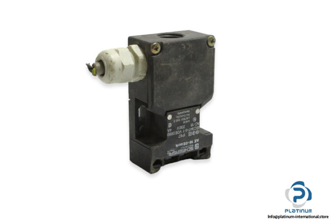 Schmersal-AZ-16-02ZVRK-safety-switch