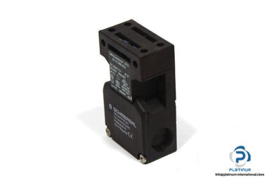 schmersal-AZ-16-ZVRK-M20-Safety-Switch –With-Separate-Actuator