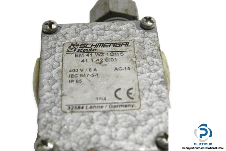 schmersal-em-41-wz-1o_1s-limit-switch-1