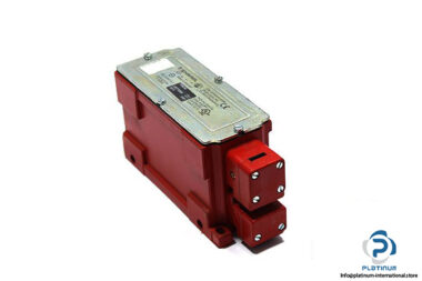 schmersal-TKM_90-safety-interlock-switch