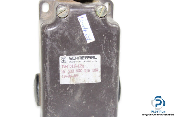 schmersal-tvh-016-12y-position-switch-2