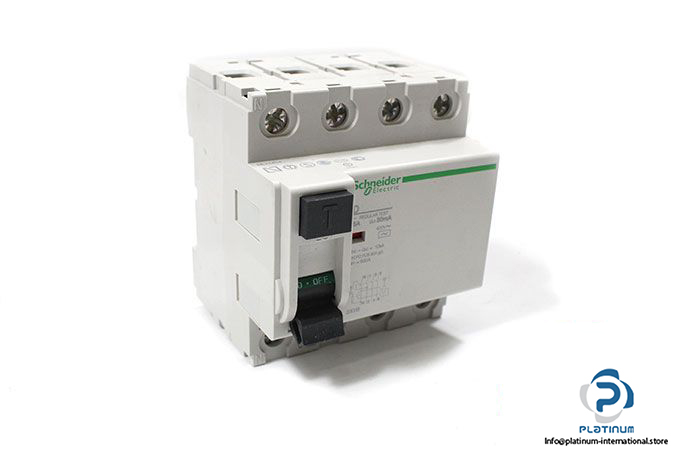schneider-23038-residual-current-circuit-breaker-1