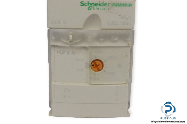 schneider-LUCL12BL-standard-control-unit-(used)-1
