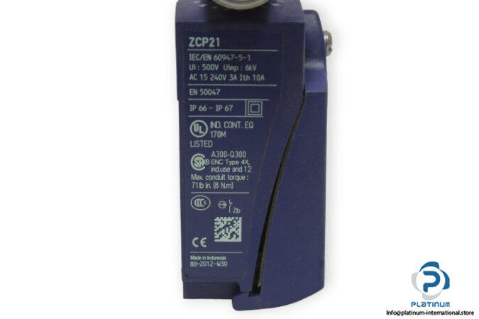 schneider-XCKP2118G11-limit-switch-(new)-3