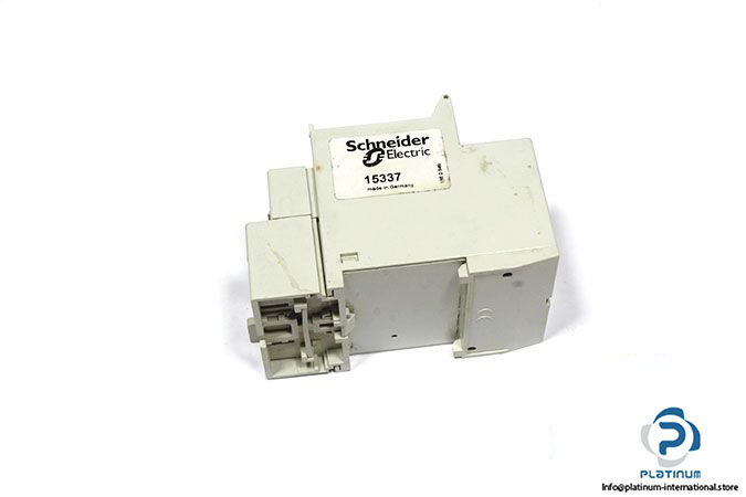 schneider-electric-15337-mechanical-time-switch-1