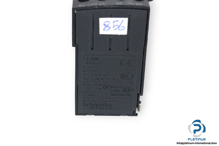 schneider-electric-lua1c11-auxiliary-contact-used-1