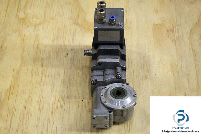 schneider-ile1f661s1998-lexium-integrated-drive-ile-with-gearbox-1