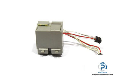 schneider-lv434205-breaker-status-and-control-module-1