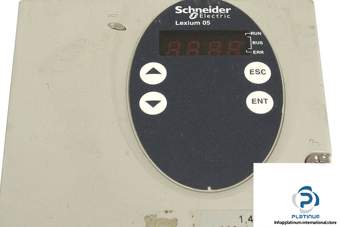schneider-lxm05ad14n4-motion-servo-drive-2