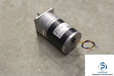 schneider-rsm-842_3-a-nk-synchronous-motor-1