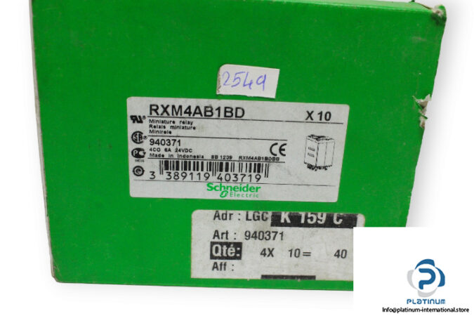 schneider-rxm4ab1bd-plug-in-relaynew-3