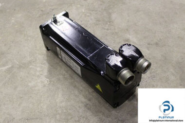 schneider-sh30702p12f2100-servo-motor-1