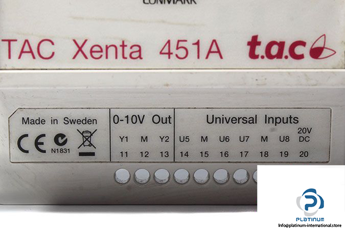 schneider-tac-xenta-451a-universal-input-and-analog-output-module-1