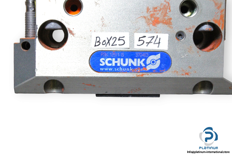 schunk-pgn-125_1-is-universal-gripper-1