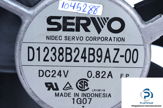 servo-D1238B24B9AZ-00-axial-fan-used-1