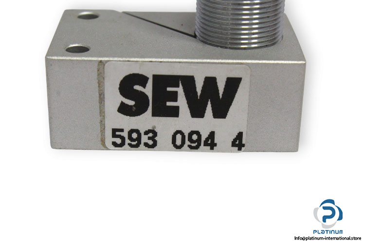 sew-BI5U-M18-ASIX-H1140_S331-inductive-sensor-with-base-(New)-1