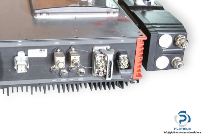 sew-PHC22A-A110M1-E10S-03-frequency-inverter-(used)-2