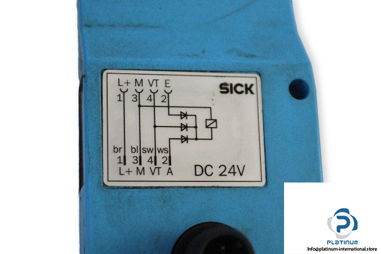sick-WTR1-P21S09-photoelectric-proximity-sensor-used-2