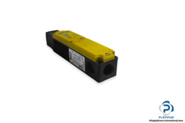 sick-i10-m0253-safety-locking-device-1