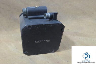 SIEMENS-1FT6081-8AK71-1SH0-AC-SERVO-MOTOR3_675x450.jpg