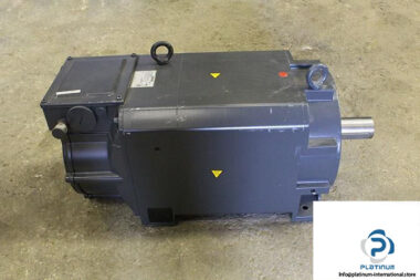 SIEMENS-1PH7163-2HD30-0BA3-ASYNCHRONOUS-INDUCTION-MOTOR_675x450.jpg