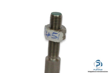 siemens-3RG4011-3AG00-inductive-sensor-used-2