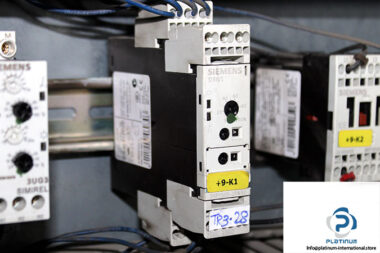 siemens-3RP1505-2RW30-timing-relay-(used)