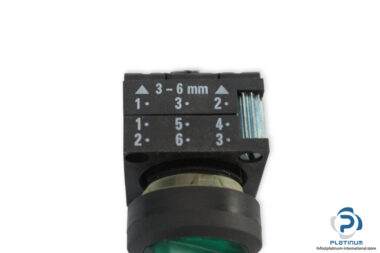 siemens-3SB30-01-2HA41-latching-selector-switch-(new)-1