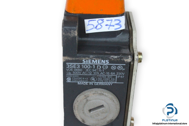 siemens-3SE3-100-1-D-limit-switch-(used)-1