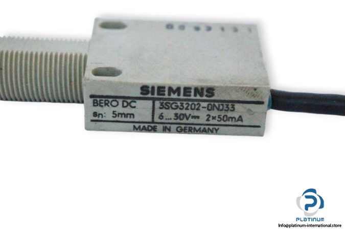 siemens-3SG3202-0NJ33-inductive-sensor-used-3