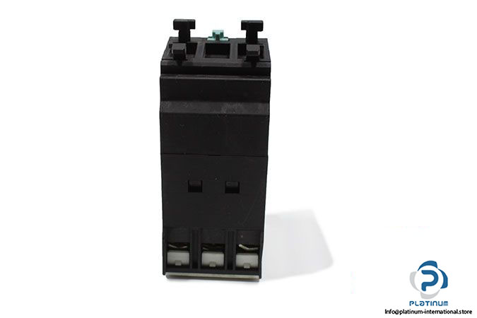 siemens-3rt1926-2fl21-solid-state-time-delayed-front-side-auxiliary-switch-1