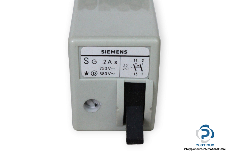 siemens-5SM3302-rc-unit-(new)-1