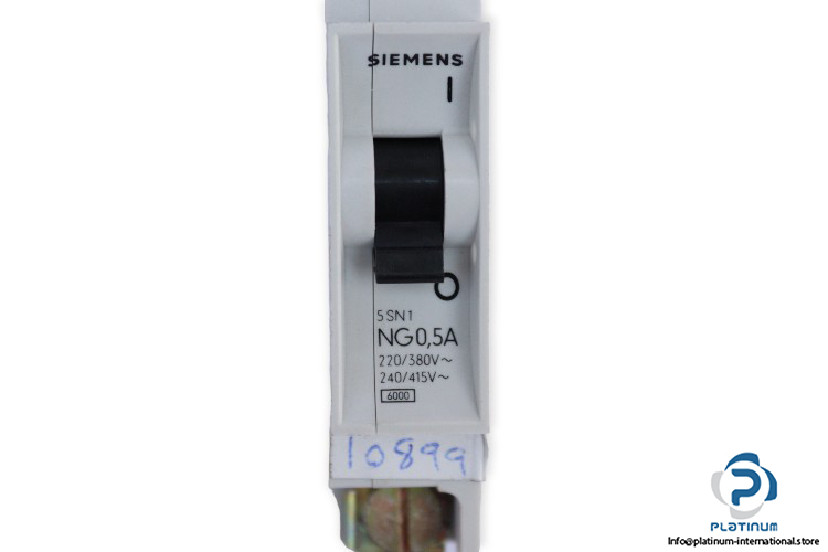 siemens-5SN1-NG0.5A-circuit-breaker-(New)-1