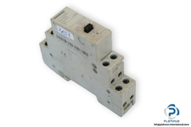 siemens-5TT-42020-switching-relay-(used)