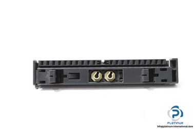 SIEMENS-6ES7-392-1AJ00-0AA0-FRONT-CONNECTOR3_675x450.jpg