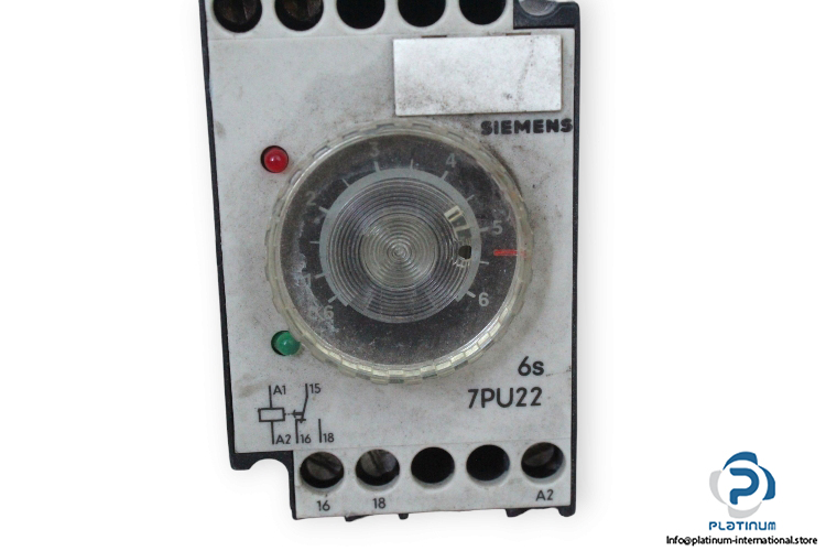 siemens-7PU2240-7AN20-Time-Delay-Relay-(used)-1