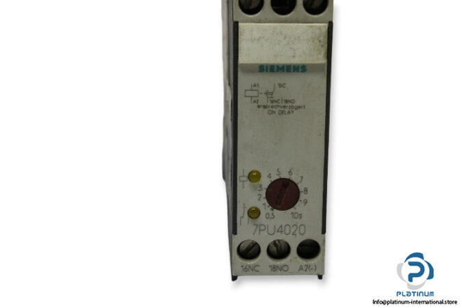 siemens-7pu4020-1ab30-time-delay-relayused-1