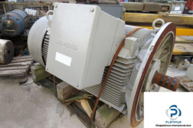 Siemens-electric-Motor-1LA83553_675x450.jpg