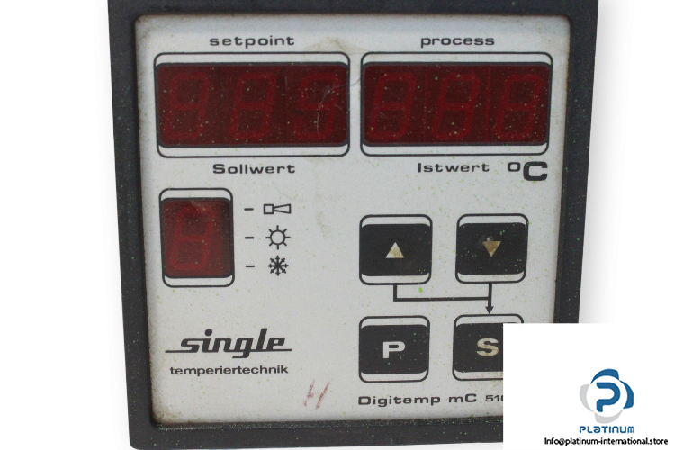 single-RCQ-5100-12-111-0-S-temperature-controller-(used)-1