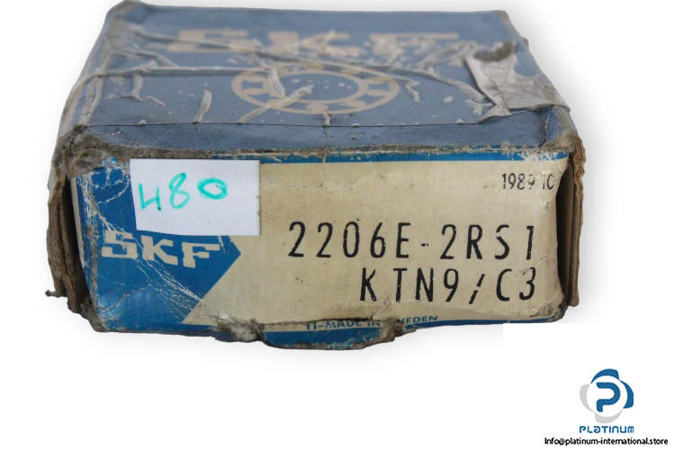 skf-2206-E-2RS1KTN9_C3-self-aligning-ball-bearing-(new)-(carton)-1
