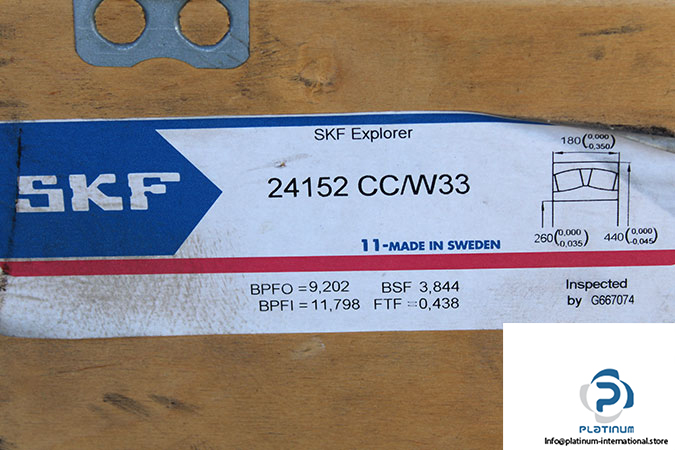 skf-24152-CC_W33-spherical-roller-bearing-(new)-(carton)-1