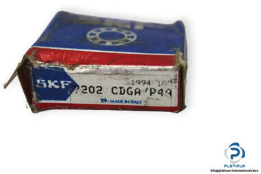 skf-7202-cdga_p4a-angular-contact-ball-bearing-1